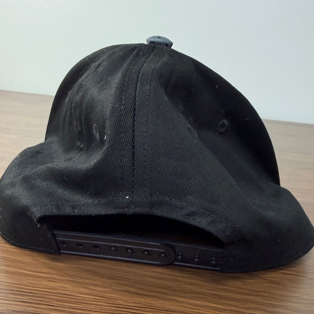Batman Kids SnapBack Cap - Black and Yellow - Picture 3 of 9